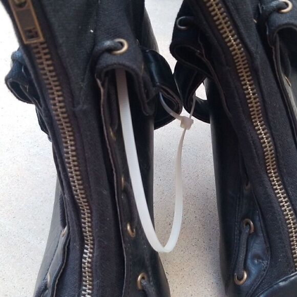 NWOB Glamorous Peep Toe Boots - Picture 4 of 8